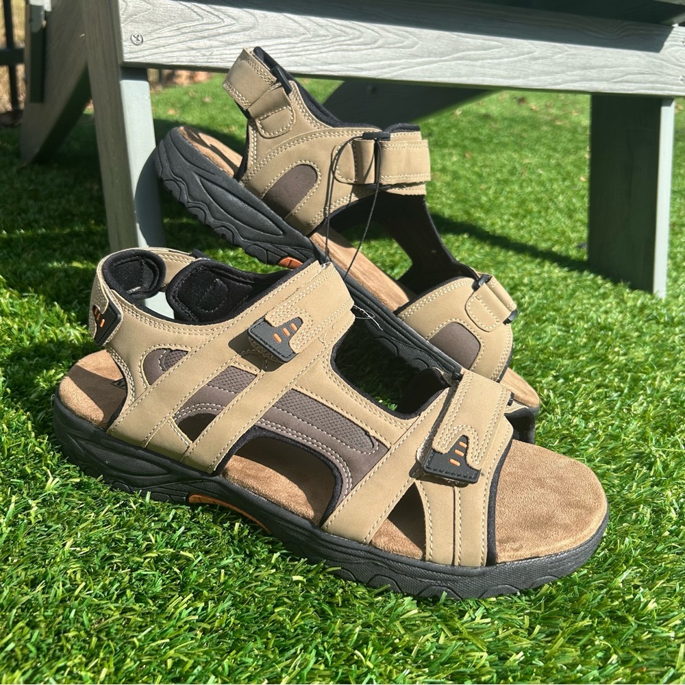 Khombu Noah Comfort Adjustable Strap Brown Sandals NWT Mens Sz 13 New